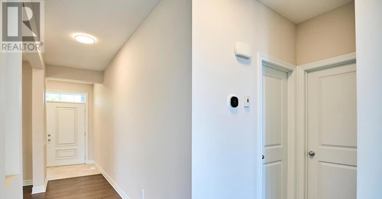 384 Huntsville Drive, Ottawa, ON, K2T 0H5 - 5