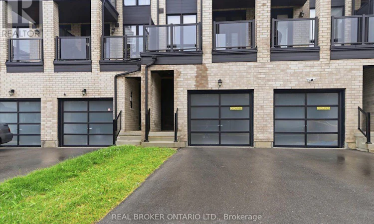 112 Stauffer Crescent