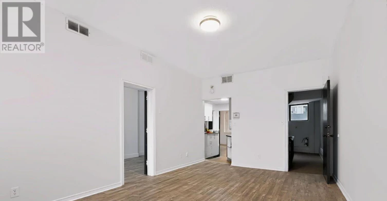 1-525 Richmond Street, London, ON, N6A 3E8