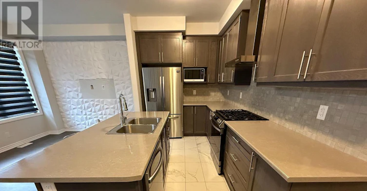 25 Sutcliffe Dr Drive, Whitby, ON, L1R 0R2 - 5