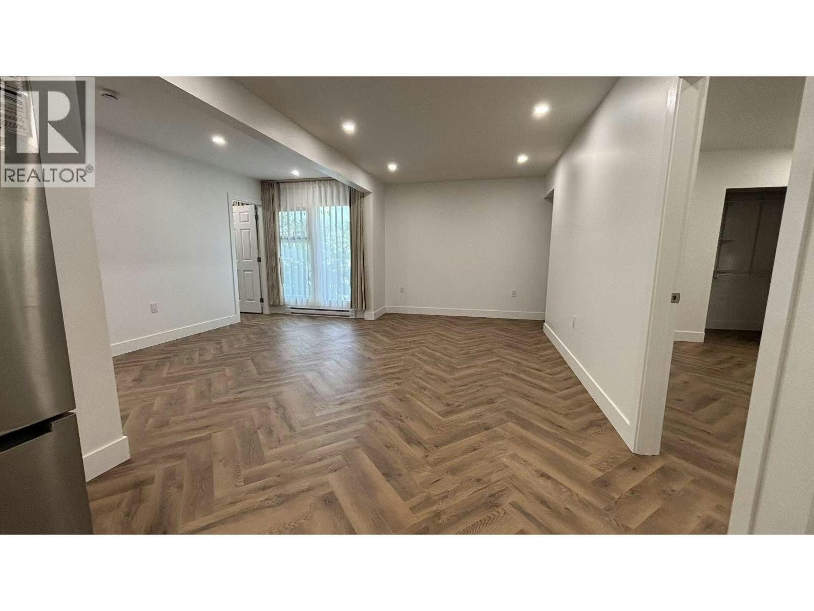 2166 W 54th Avenue, Vancouver, BC, V6P 1P8 - 16