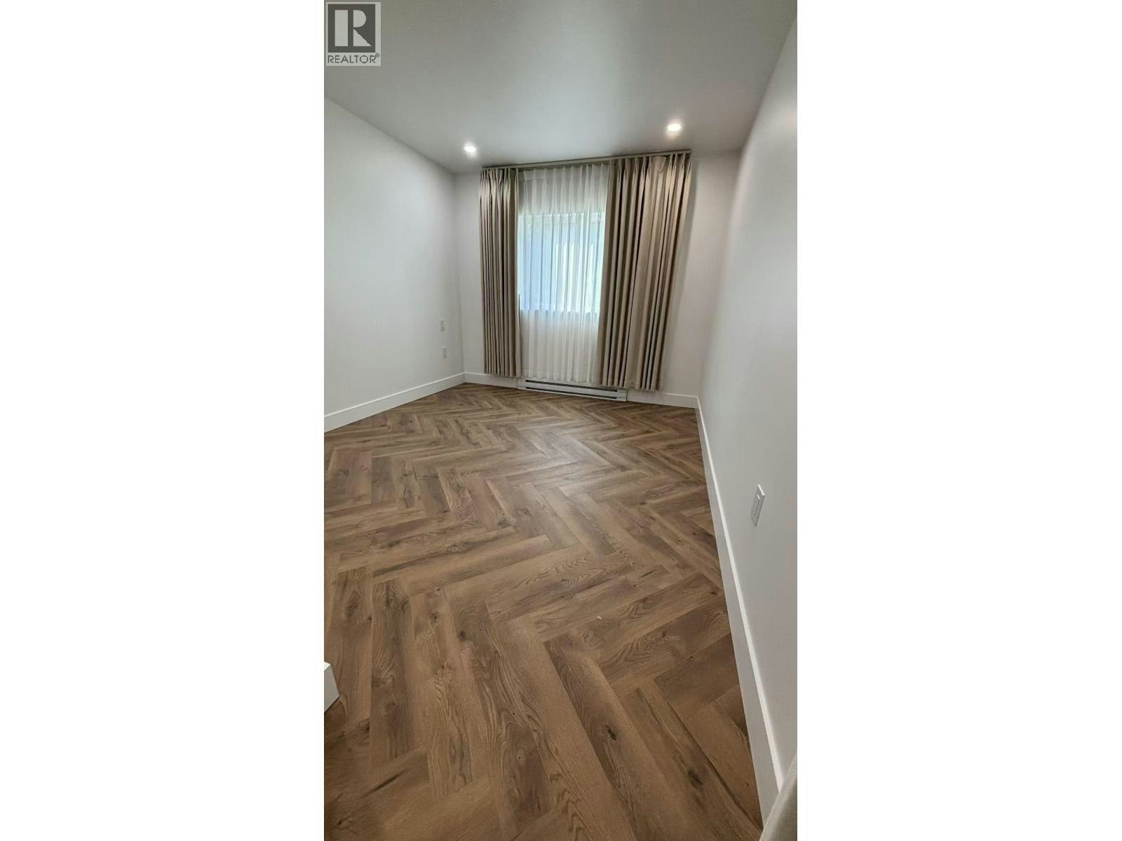 2166 W 54th Avenue, Vancouver, BC, V6P 1P8 - 6