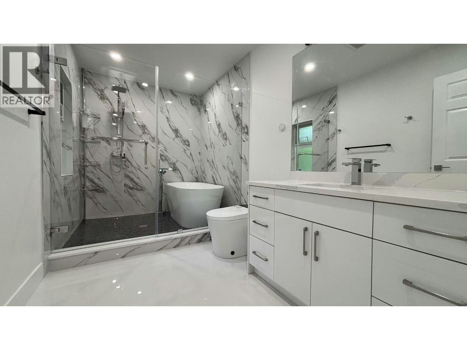 2166 W 54th Avenue, Vancouver, BC, V6P 1P8 - 14