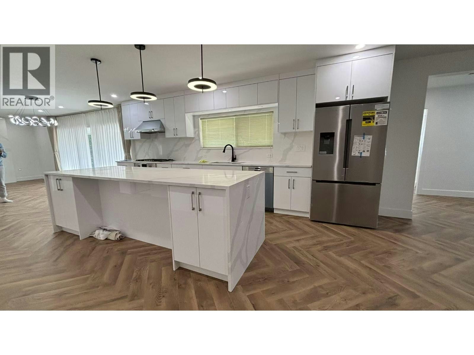 2166 W 54th Avenue, Vancouver, BC, V6P 1P8 - 15