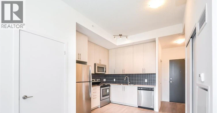 303-85 Duke Street W, Kitchener, ON, N2H 4Y7 - 9