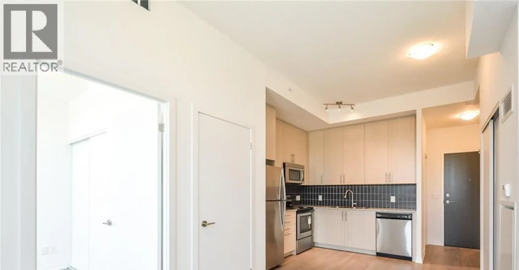 303-85 Duke Street W, Kitchener, ON, N2H 4Y7 - 16