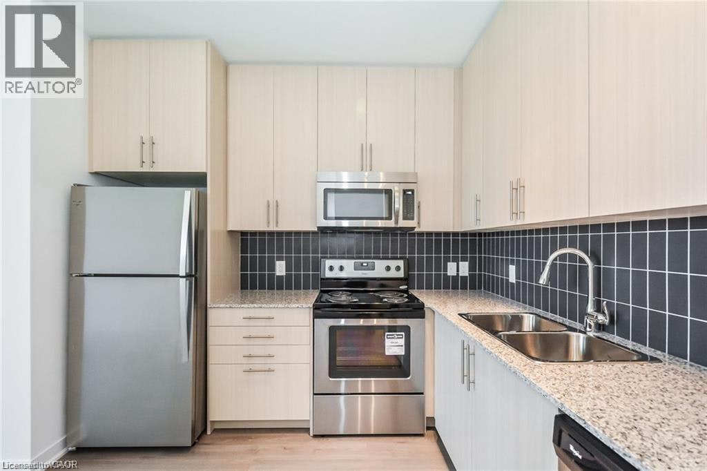 303-85 Duke Street W, Kitchener, ON, N2H 4Y7 - 13