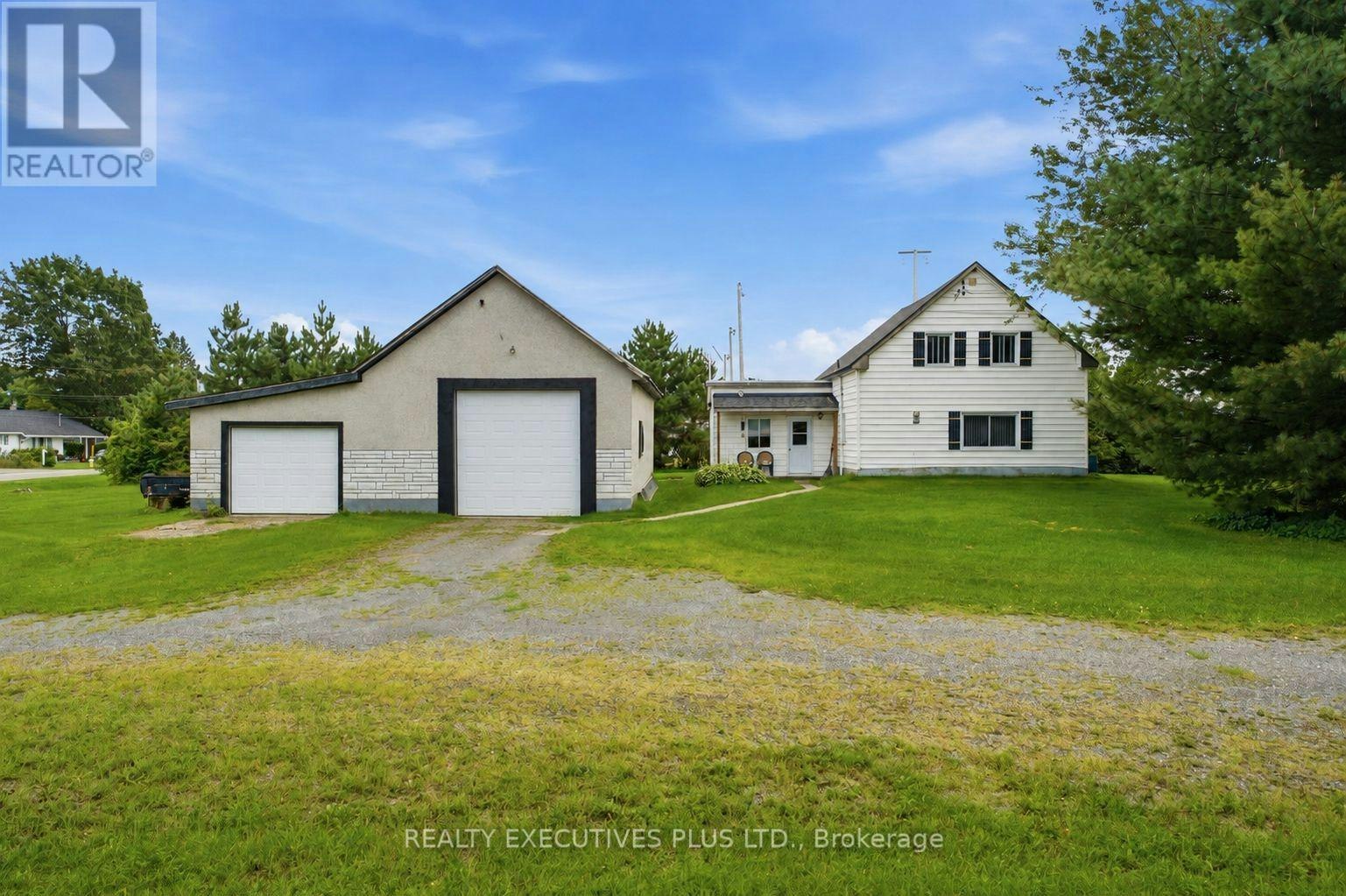 3705 Champlain Street E, Clarence-Rockland, ON, K0A 1E0