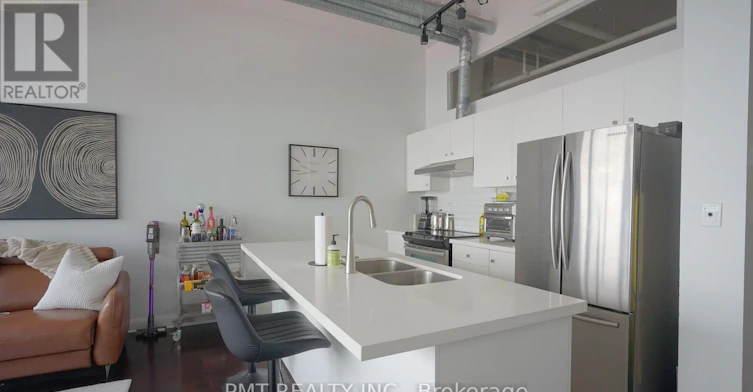 208-700 King Street W, Toronto, ON, M5V 2Y6 - 4