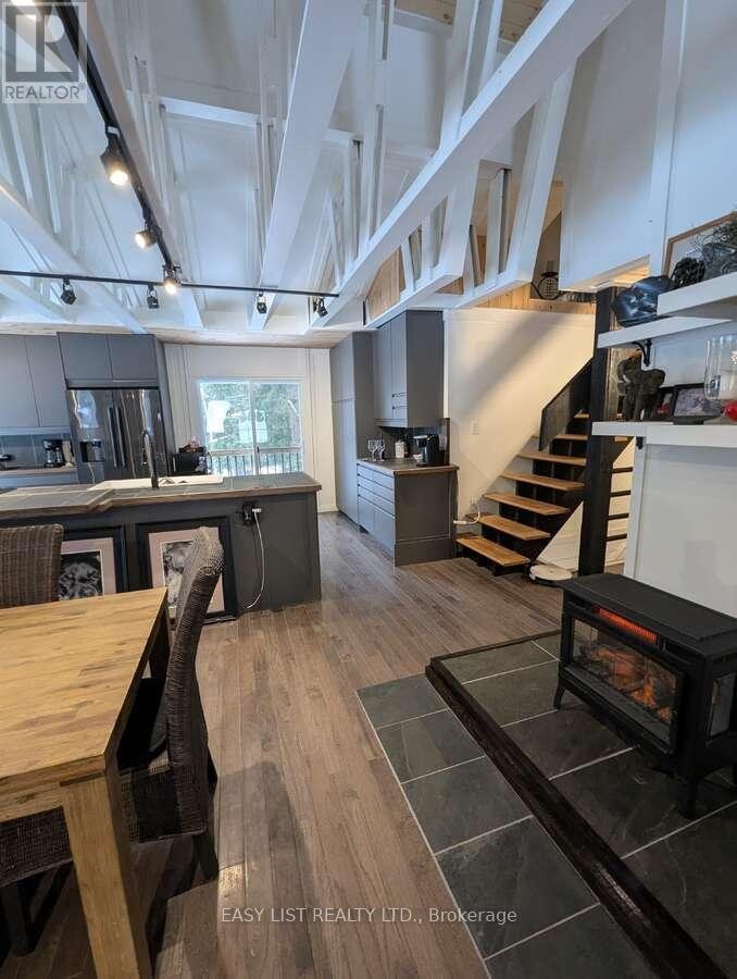 22 Camp Road, McKellar, ON, P2A 0B4