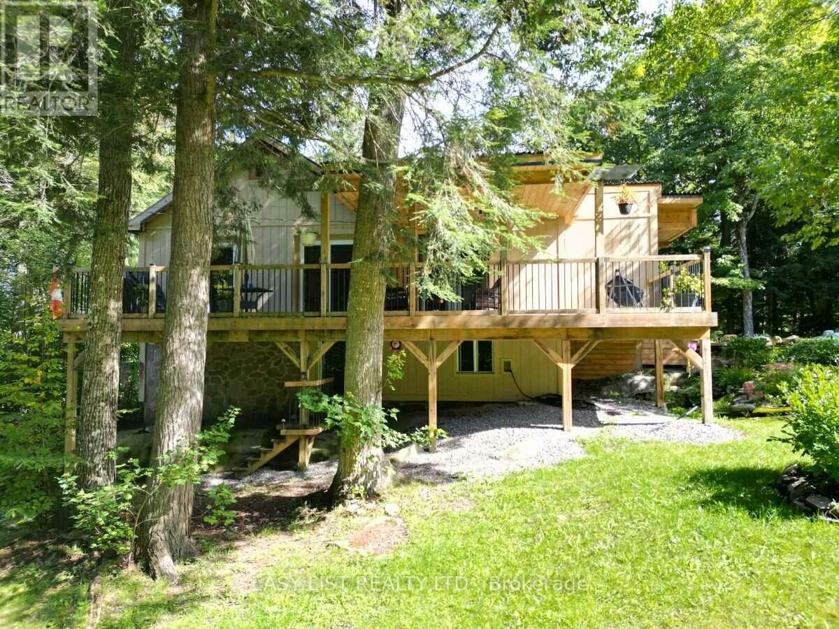 22 Camp Road, McKellar, ON, P2A 0B4