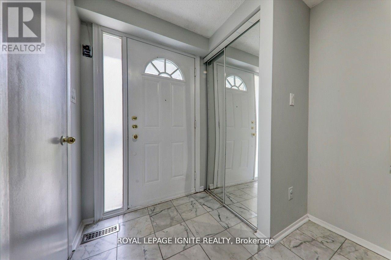 9 Pilkey Crescent, Toronto, ON, M1B 2A8 - 2
