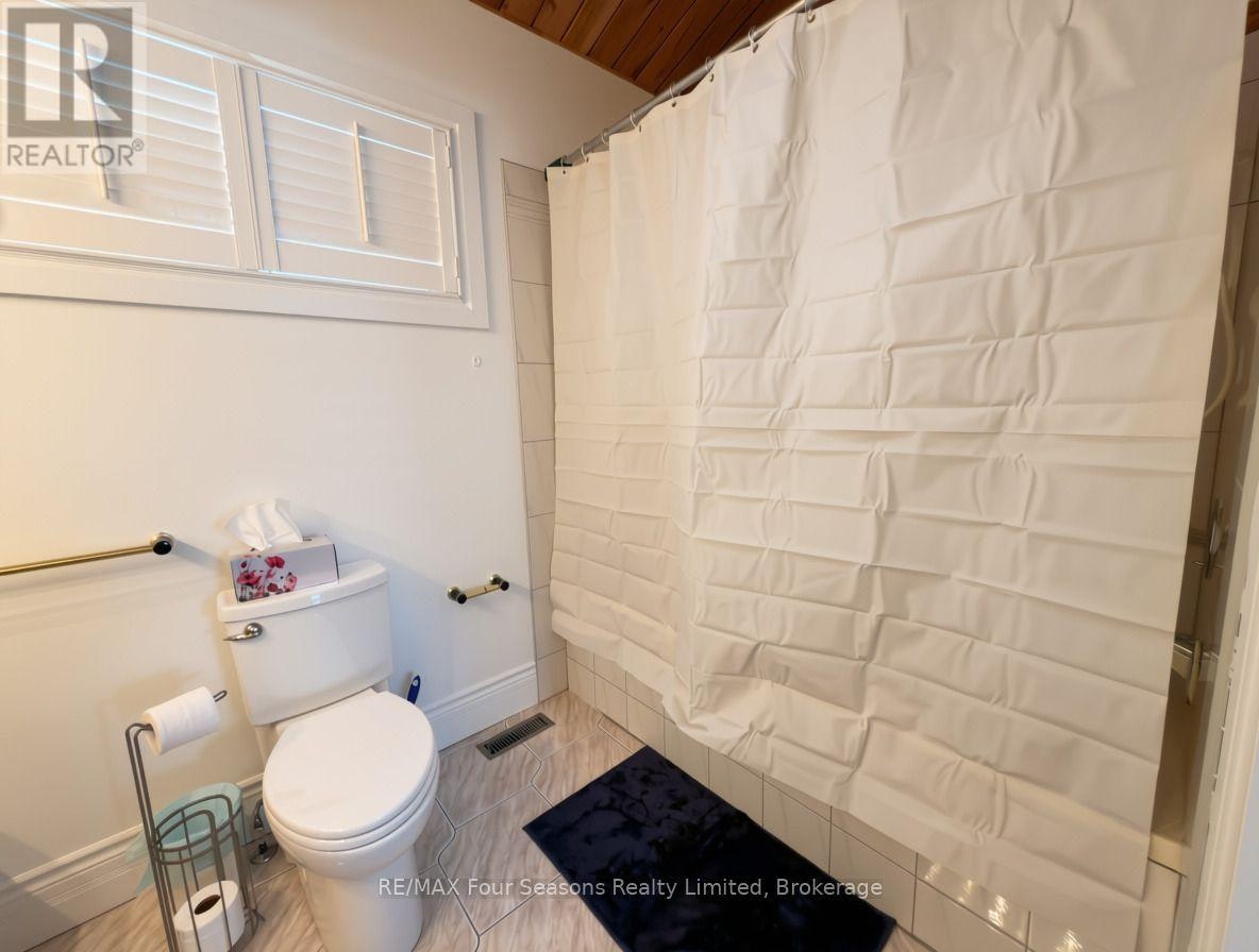 172 Carmichael Crescent, Blue Mountains, ON, L9Y 0R3 - 35