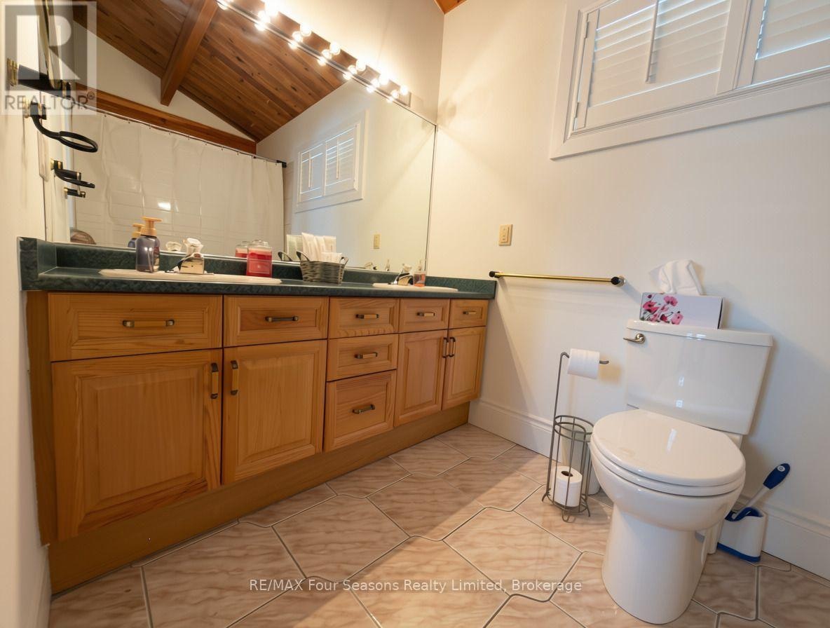 172 Carmichael Crescent, Blue Mountains, ON, L9Y 0R3 - 34