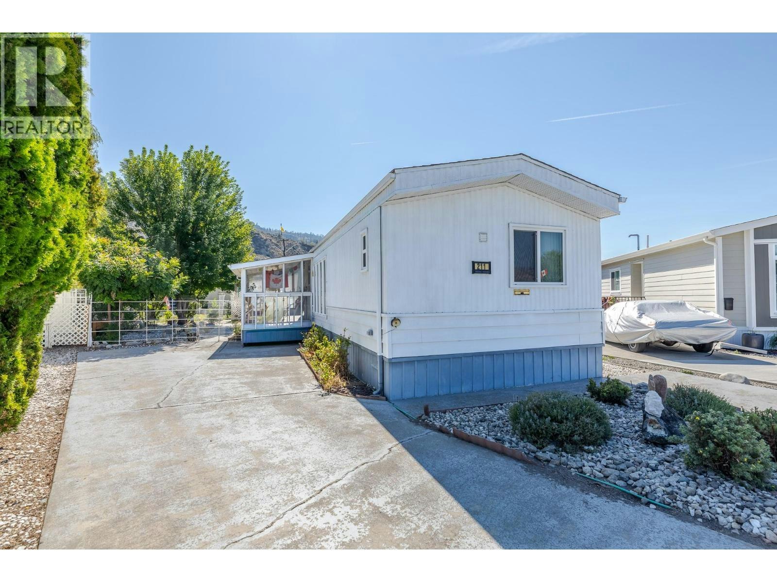 211-3105 SOUTH Main Street, Penticton, BC, V2A 7H1