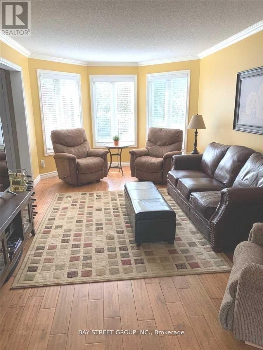 76 Mayfair Drive, Barrie, ON, L4N 6Y9 - 6