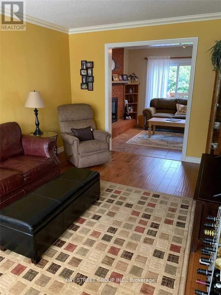 76 Mayfair Drive, Barrie, ON, L4N 6Y9 - 7