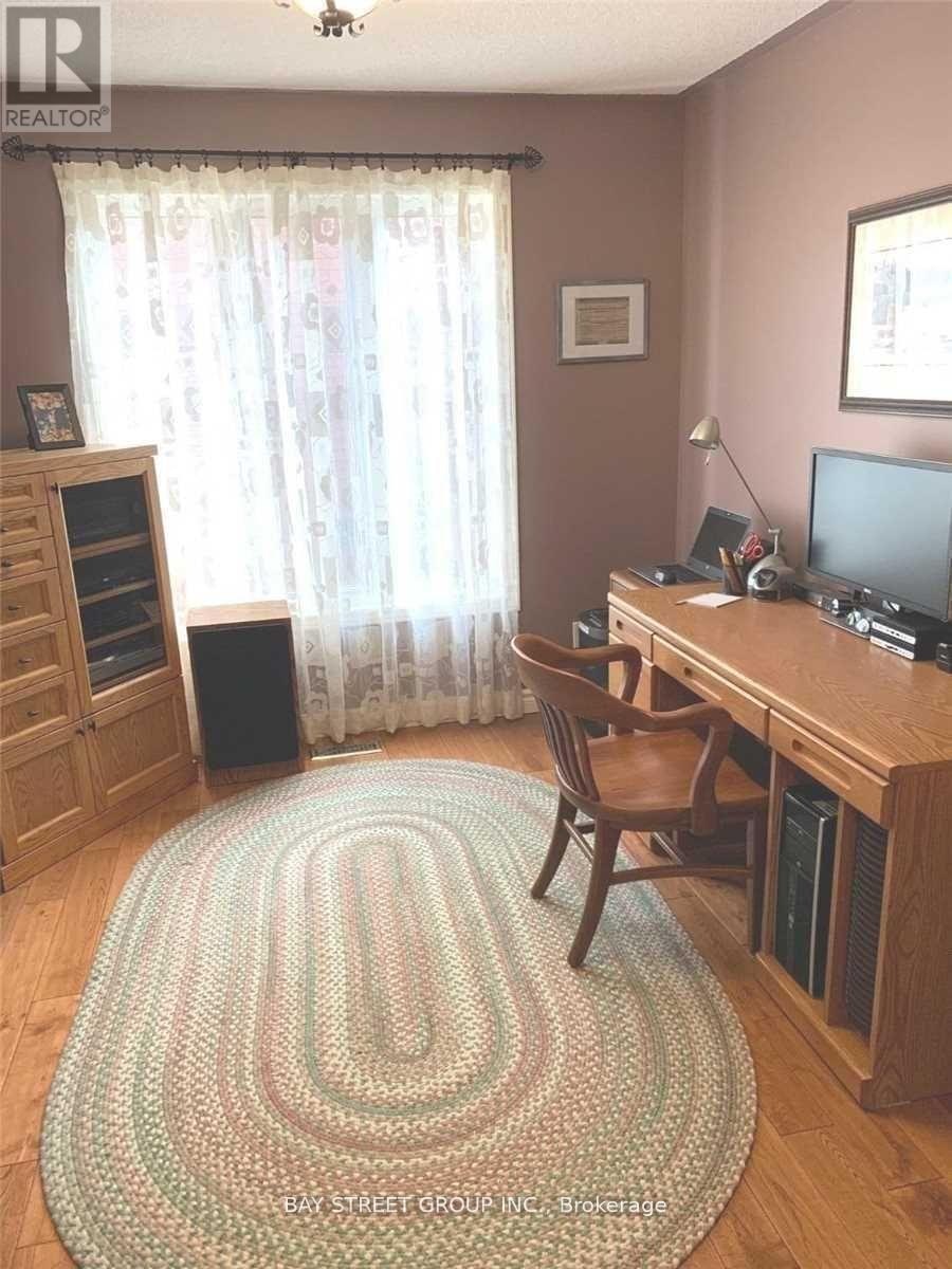 76 Mayfair Drive, Barrie, ON, L4N 6Y9 - 18