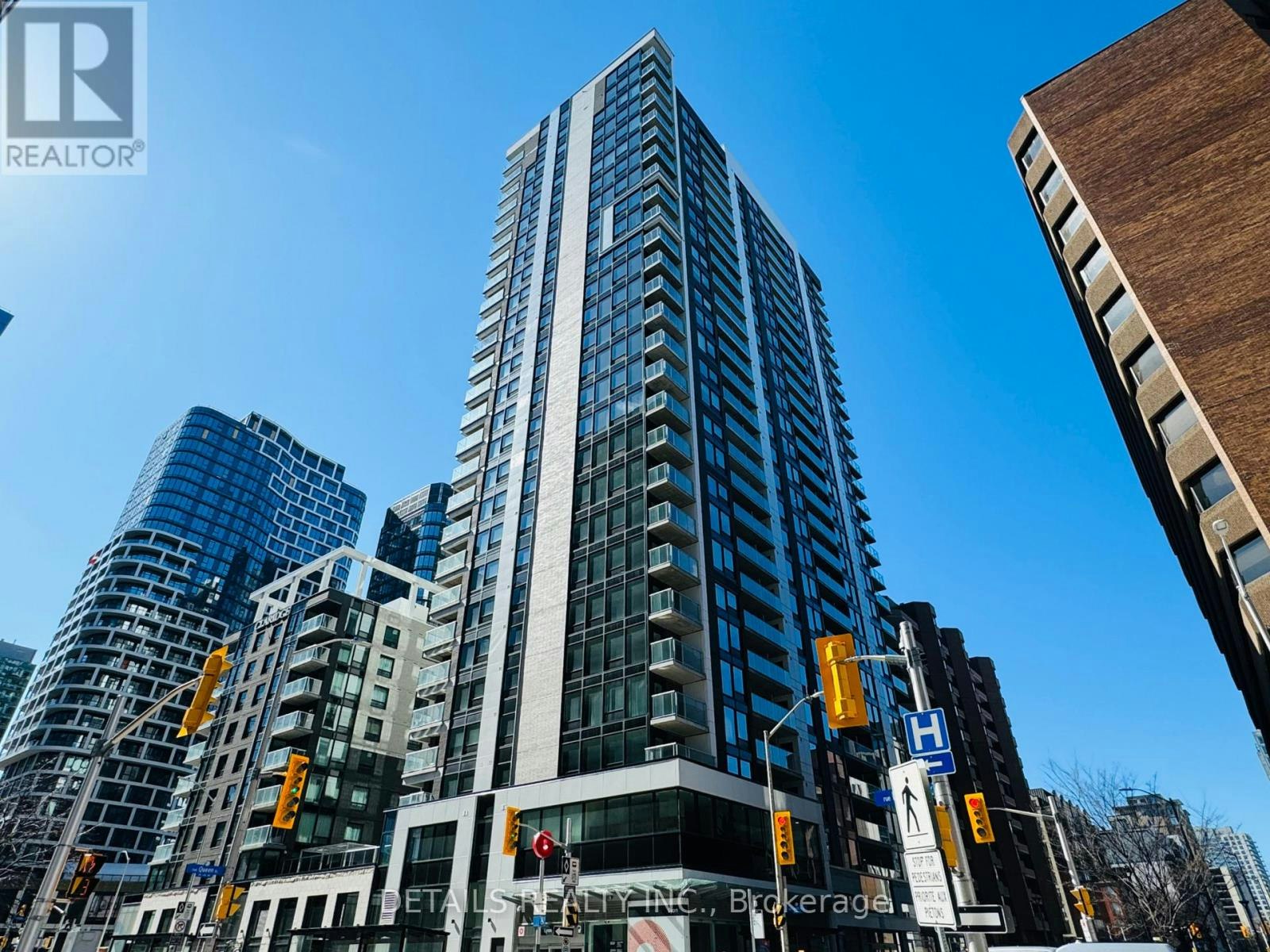 1103-340 Queen Street, Ottawa, ON, K1R 0G1