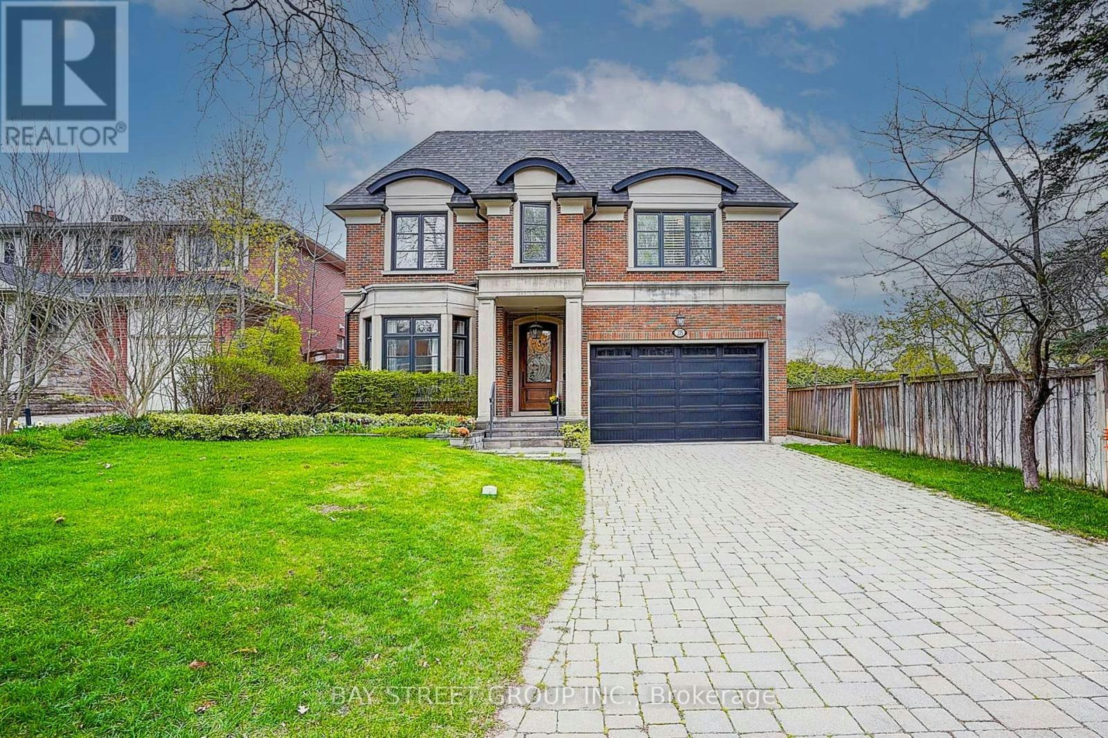 28 Carnwath Crescent, Toronto, ON, M2P 1J5