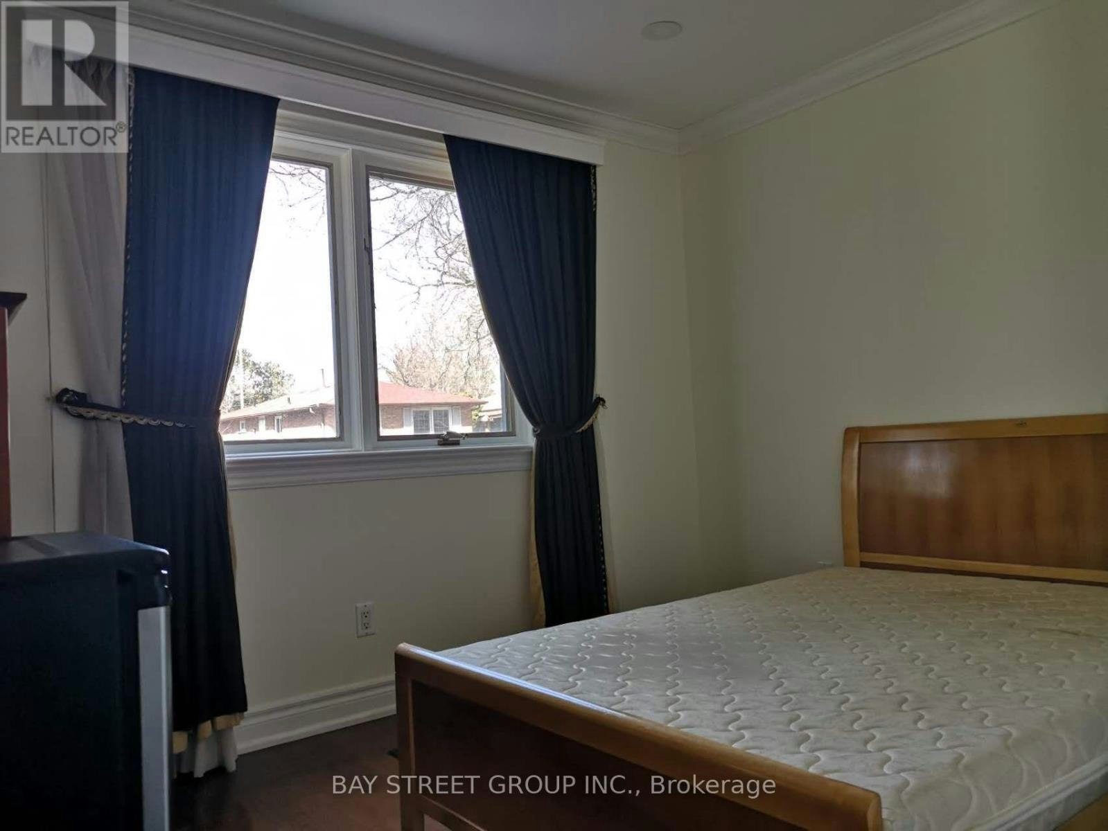 2-19 Dunsfold Drive, Toronto, ON, M1B 1T5 - 2