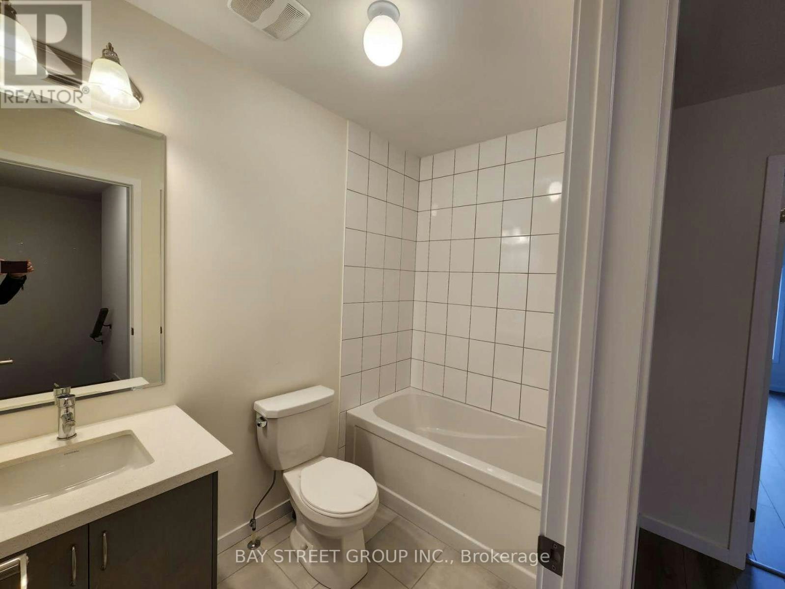 70 Seacoasts Circle, Vaughan, ON, L6A 5B6 - 14