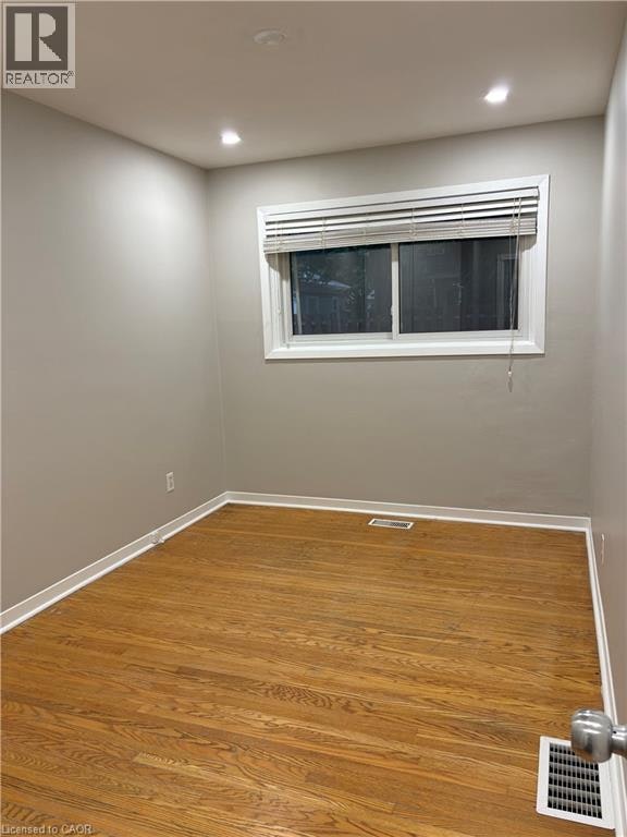 Upper-194 River Road E, Kitchener, ON, N2B 2G8 - 20