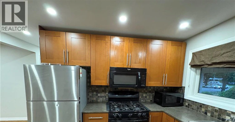 Upper-194 River Road E, Kitchener, ON, N2B 2G8 - 7