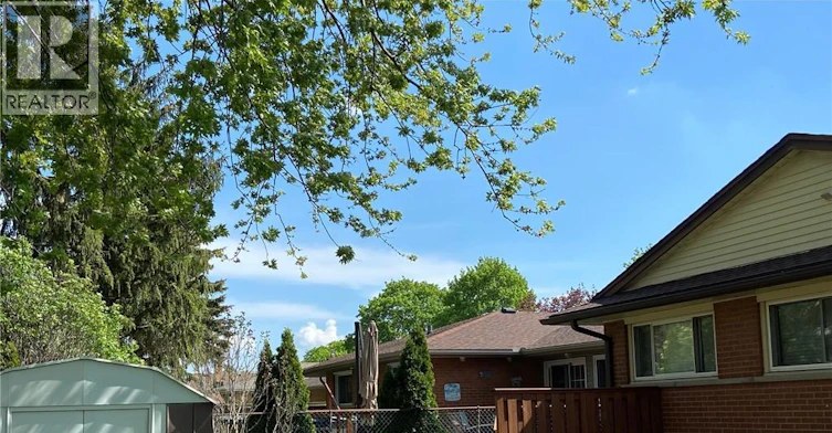 Upper-194 River Road E, Kitchener, ON, N2B 2G8 - 4