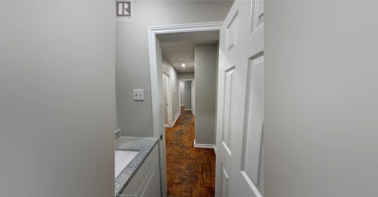 Upper-194 River Road E, Kitchener, ON, N2B 2G8 - 21