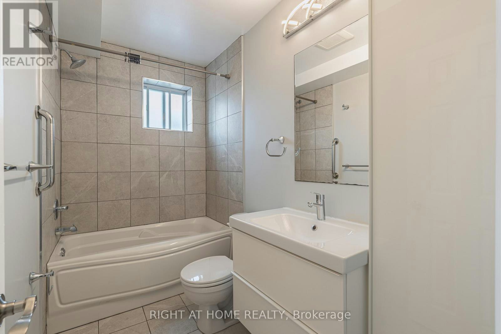 A-1132 The Queensway Avenue, Toronto, ON, M8Z 1P7 - 21