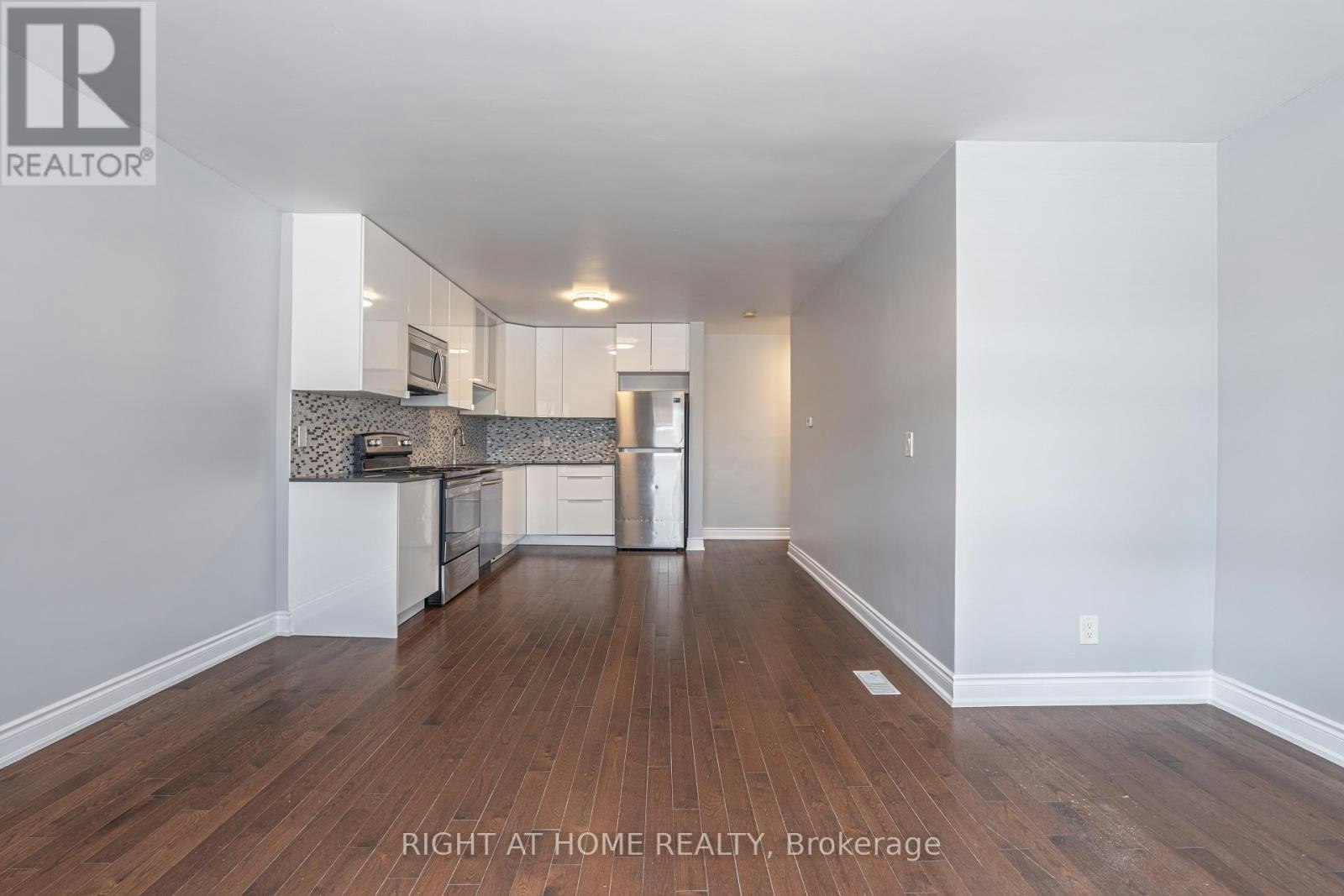 A-1132 The Queensway Avenue, Toronto, ON, M8Z 1P7 - 14