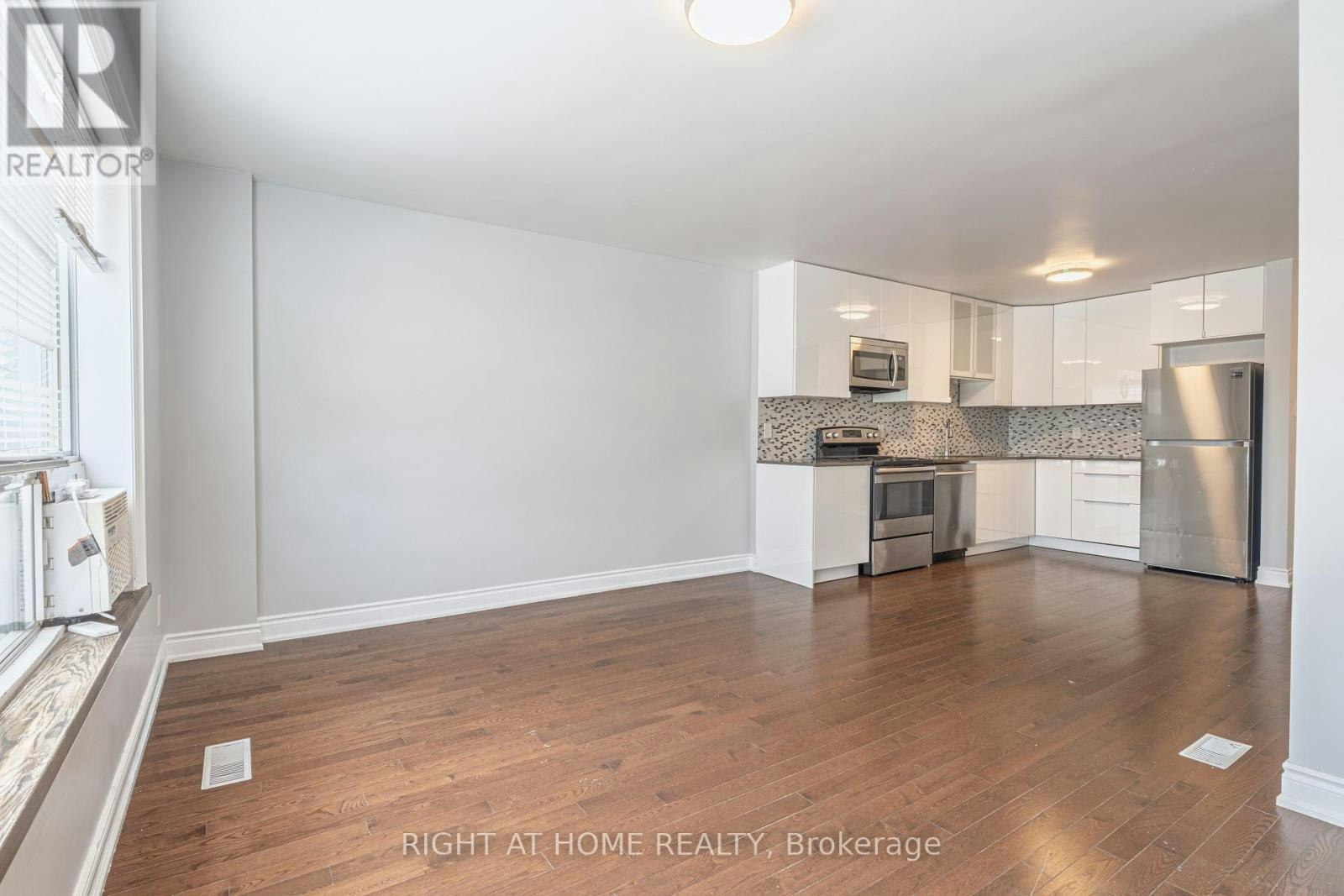 A-1132 The Queensway Avenue, Toronto, ON, M8Z 1P7 - 12
