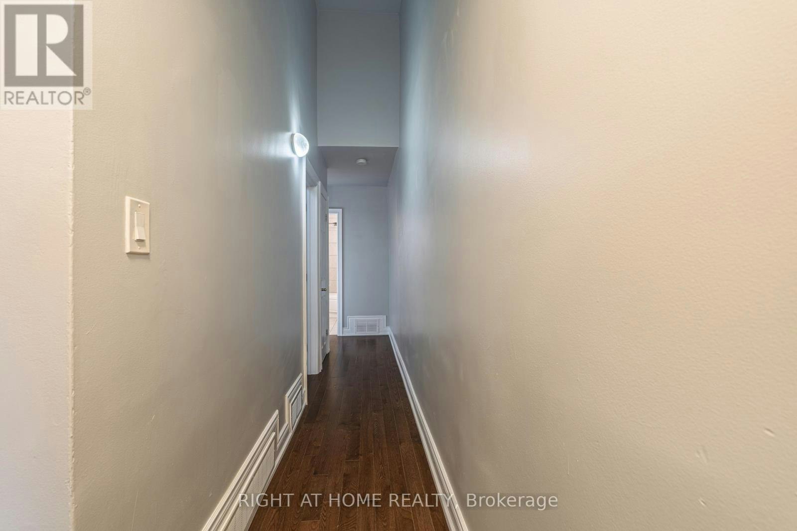 A-1132 The Queensway Avenue, Toronto, ON, M8Z 1P7 - 3