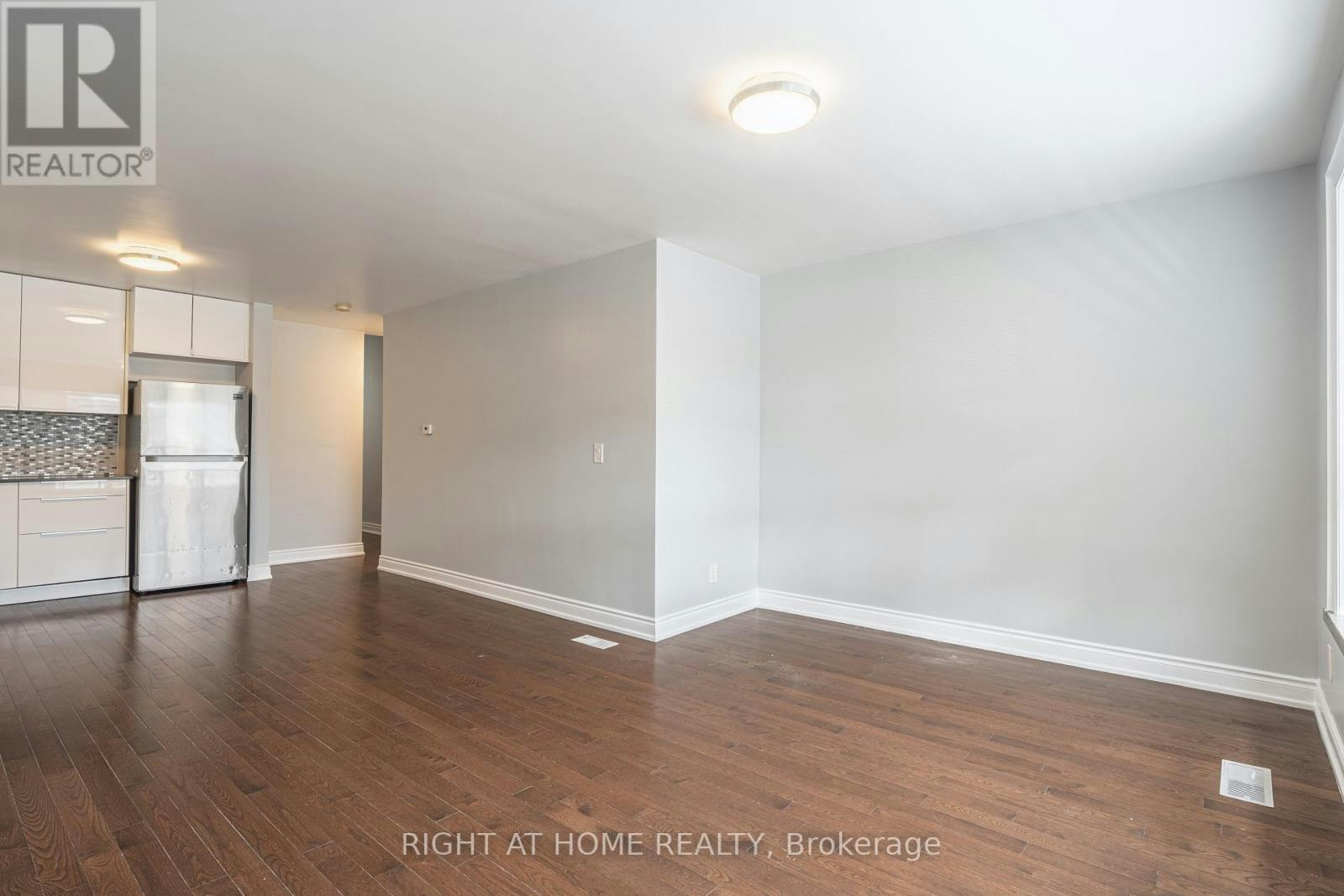 A-1132 The Queensway Avenue, Toronto, ON, M8Z 1P7 - 11