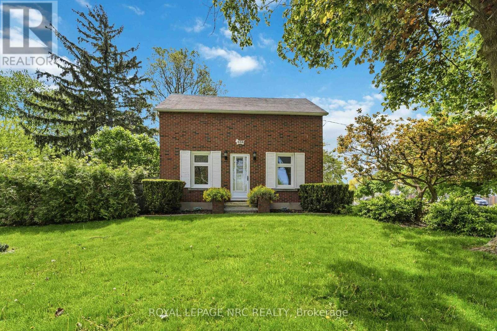 304 Scott Street S, St. Catharines, ON, L2N 1J5