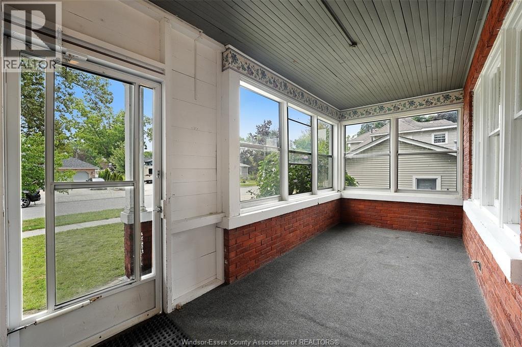 12 Erie, Kingsville, ON, N9Y 1M9 - 11