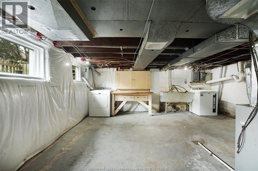 12 Erie, Kingsville, ON, N9Y 1M9 - 28
