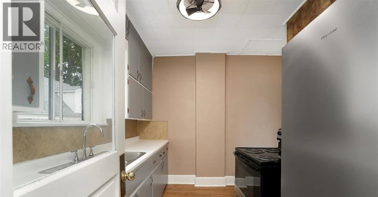 12 Erie, Kingsville, ON, N9Y 1M9 - 18