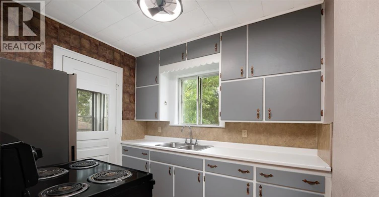 12 Erie, Kingsville, ON, N9Y 1M9 - 20
