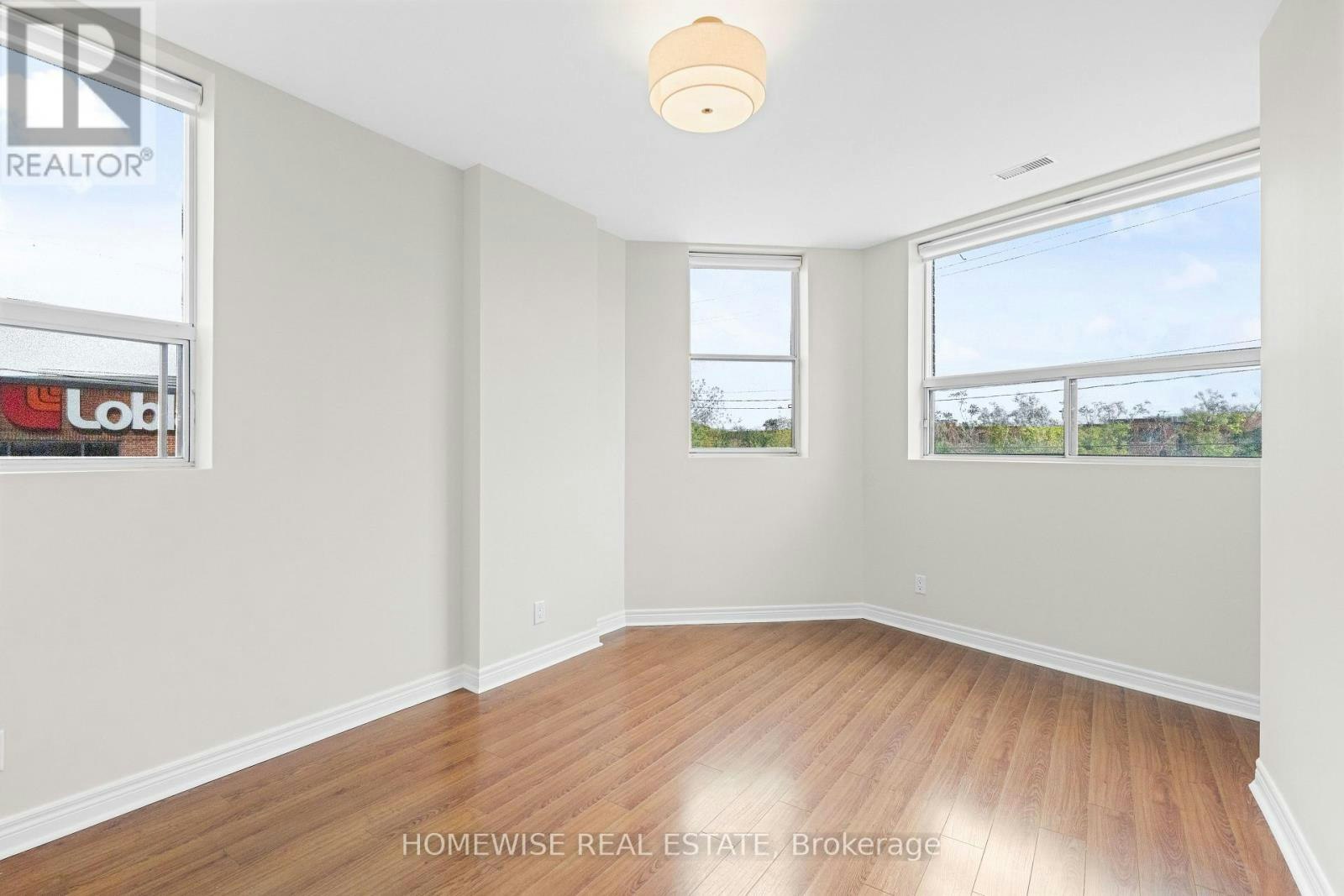 1-3635 Dundas Street W, Toronto, ON, M6S 2T2 - 19