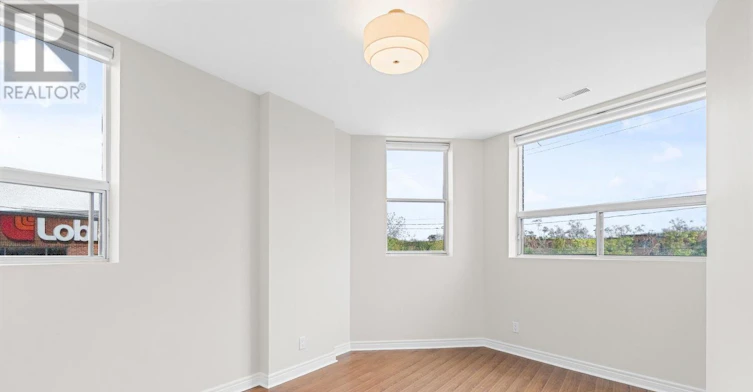 1-3635 Dundas Street W, Toronto, ON, M6S 2T2 - 19