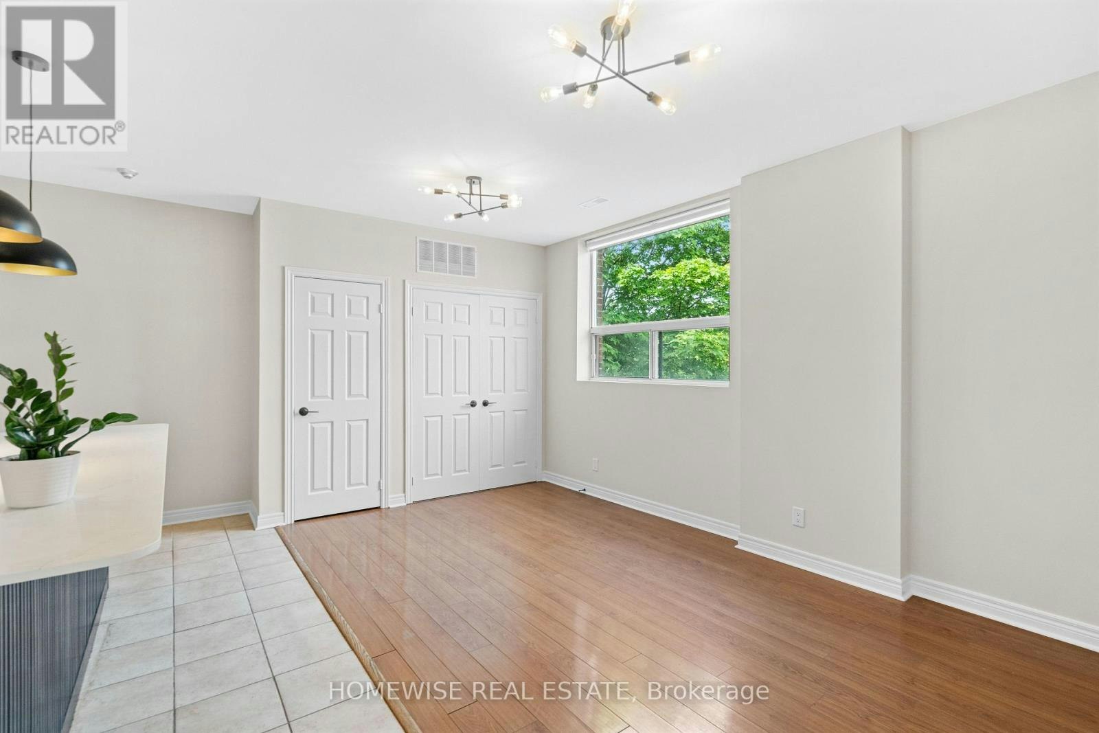 1-3635 Dundas Street W, Toronto, ON, M6S 2T2 - 16