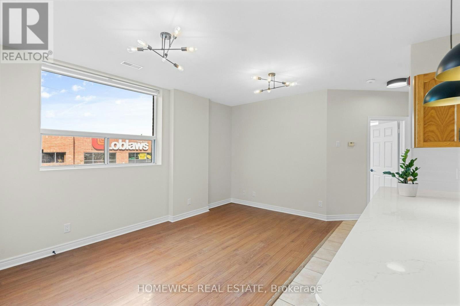 1-3635 Dundas Street W, Toronto, ON, M6S 2T2 - 10