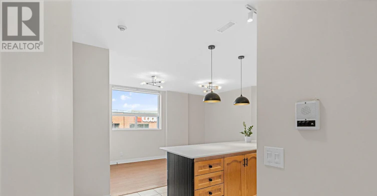 1-3635 Dundas Street W, Toronto, ON, M6S 2T2 - 5