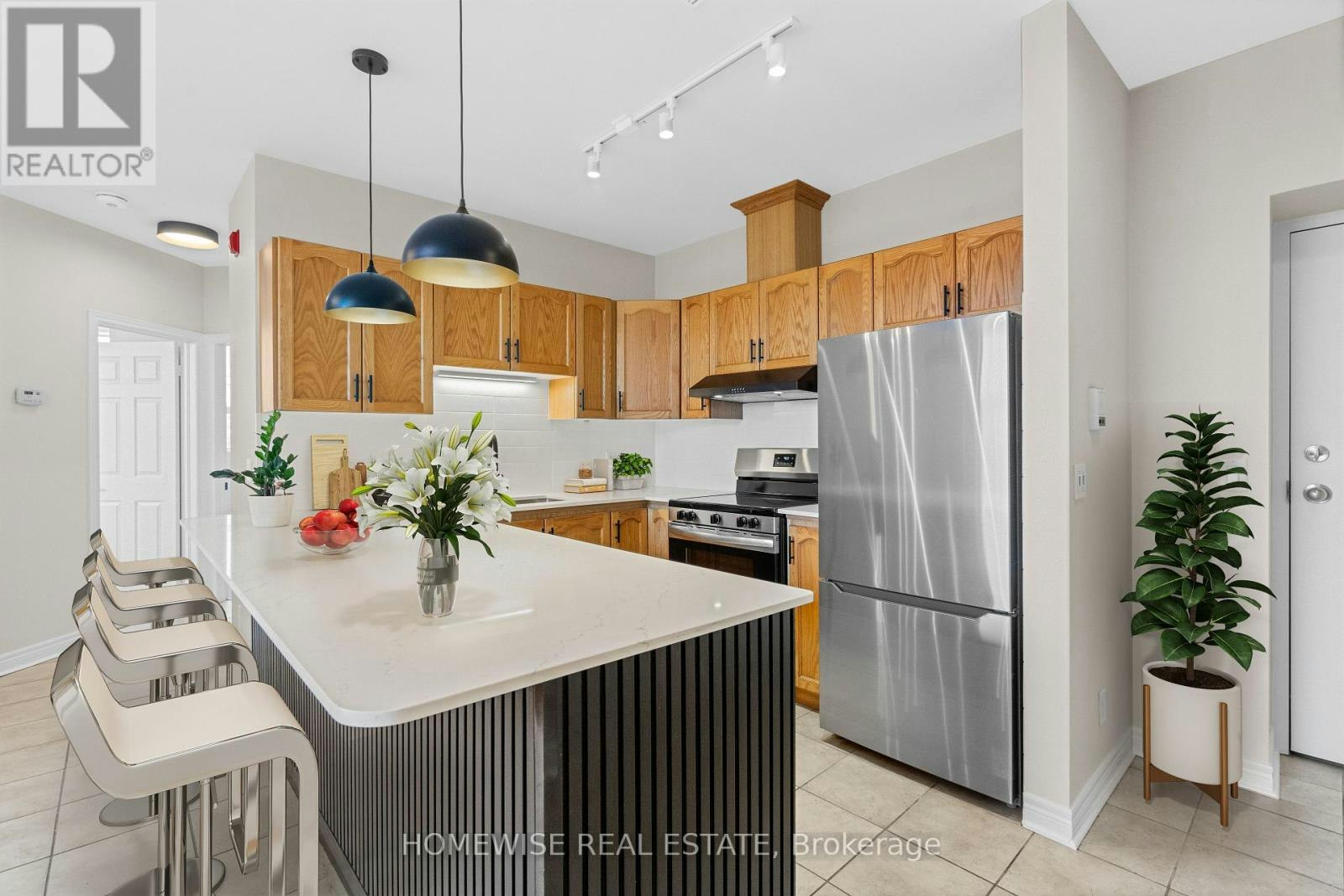 1-3635 Dundas Street W, Toronto, ON, M6S 2T2 - 3