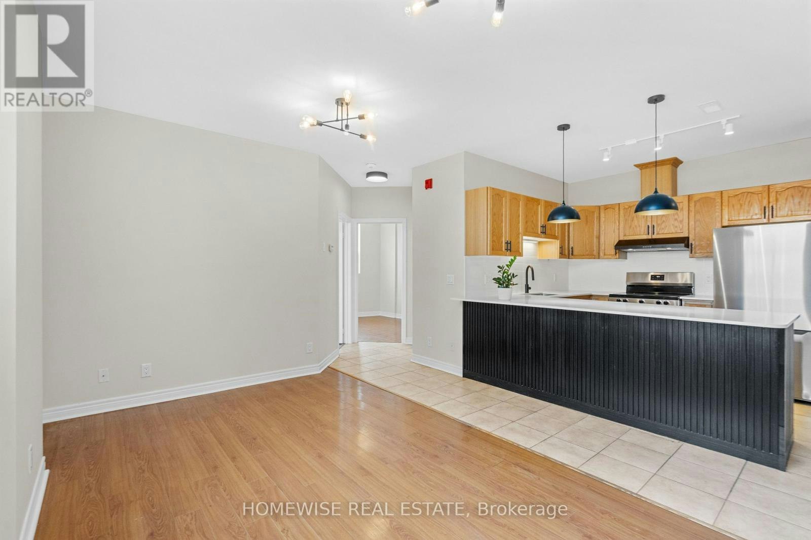 1-3635 Dundas Street W, Toronto, ON, M6S 2T2 - 11