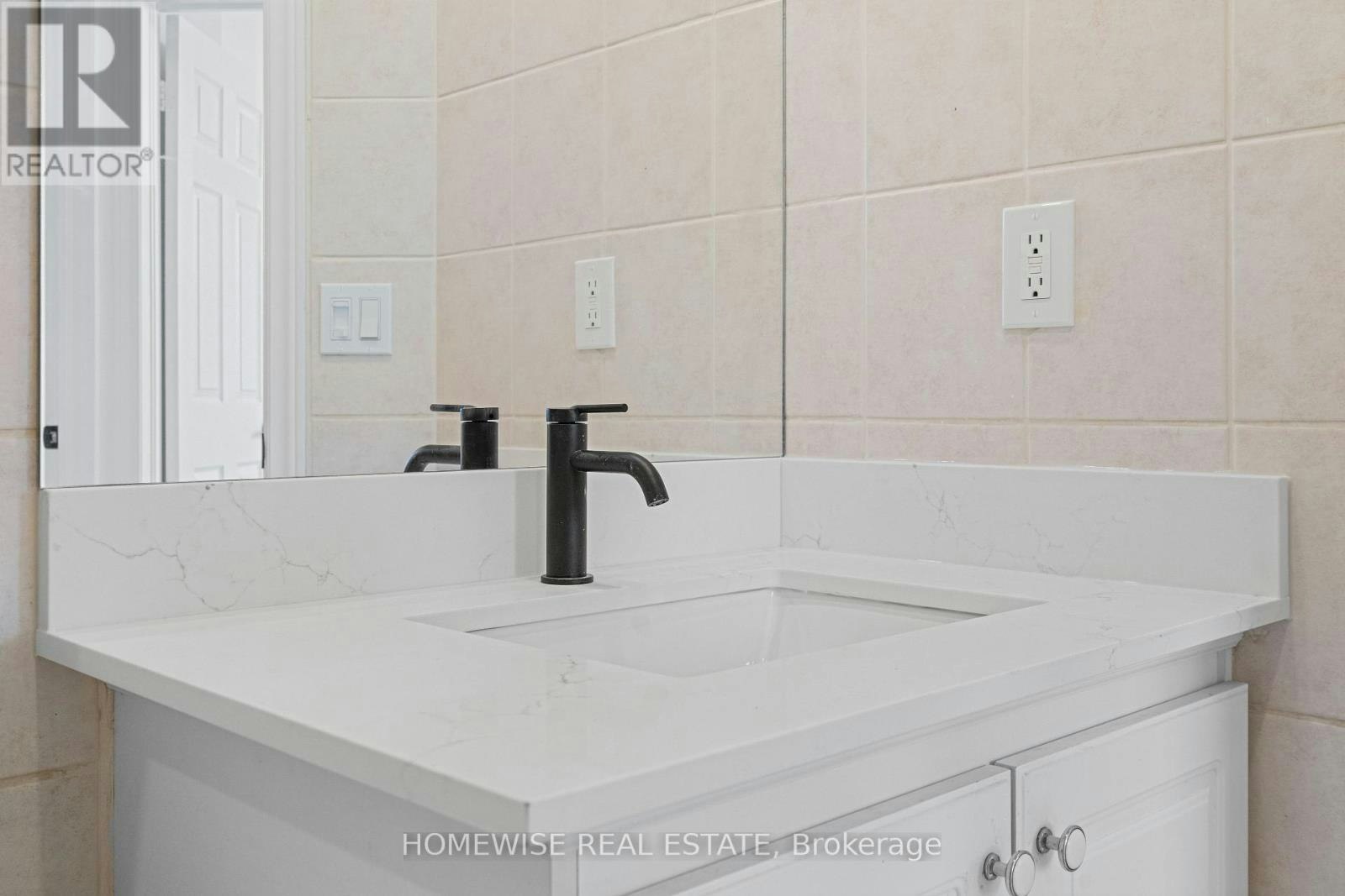 1-3635 Dundas Street W, Toronto, ON, M6S 2T2 - 28