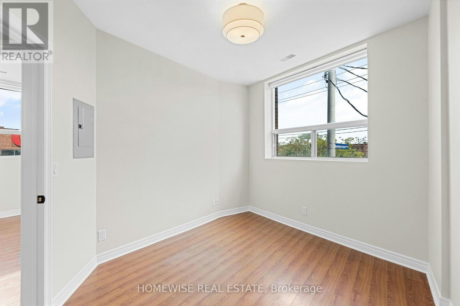 1-3635 Dundas Street W, Toronto, ON, M6S 2T2 - 26