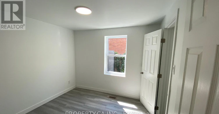 B-395 Gladstone Avenue, Ottawa, ON, K2P 0Y9 - 8